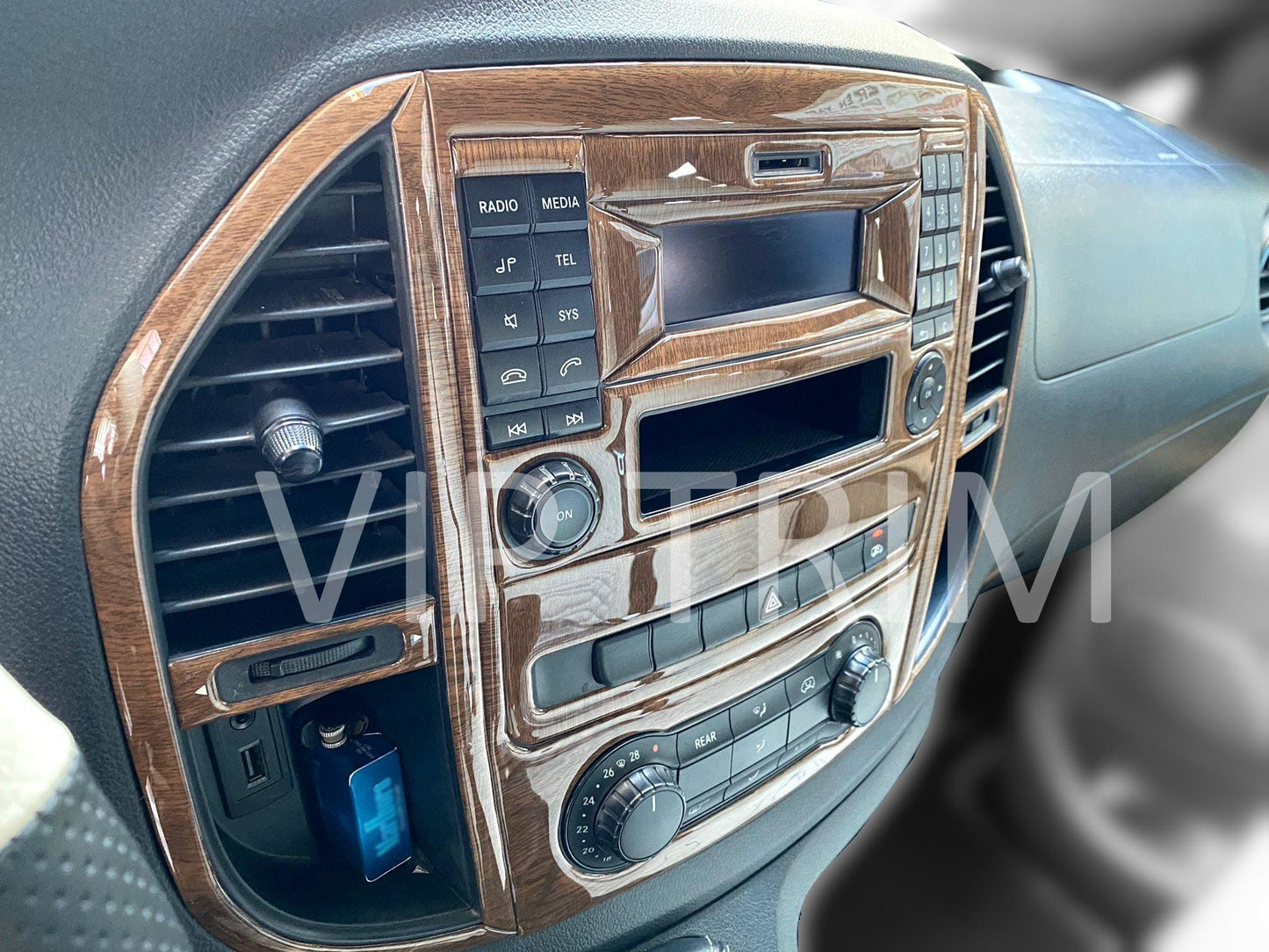 For Mercedes Vito V Class W447 2014+ Trim Console Dashboard Decor Frame Set Cockpit Decor Dashboard Kit Wood Carbon Black Cover Coating