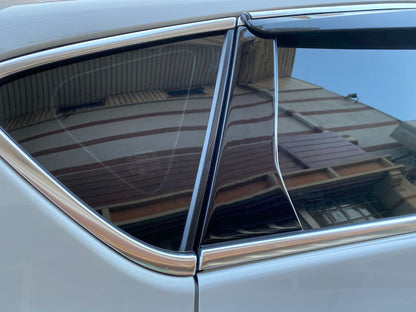 Astrra J Glass Direği Piano Black Trim, Glass Çıta