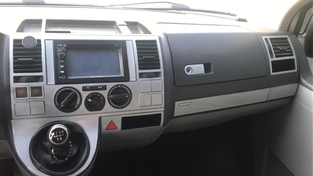 Volkswagen Transporter T5 Console/Mahogany Trim-Piano Black