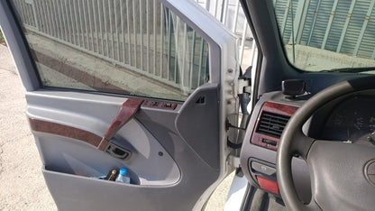 Mercedes Vito Console/Mahogany Trim 1996-1999 23.pcs (522931903)-Silver