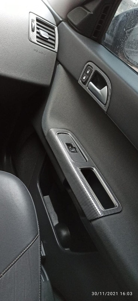Volvo S40 Console Trim Color - Piano Black
